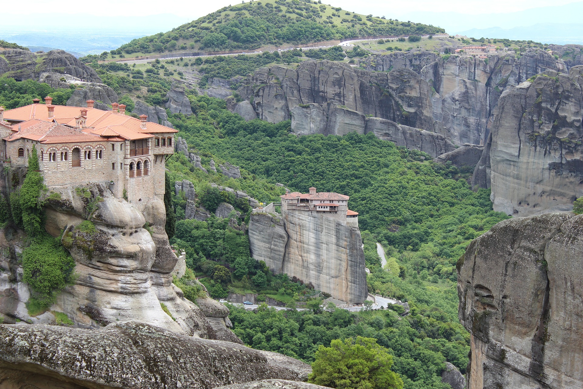 monasteries in greece