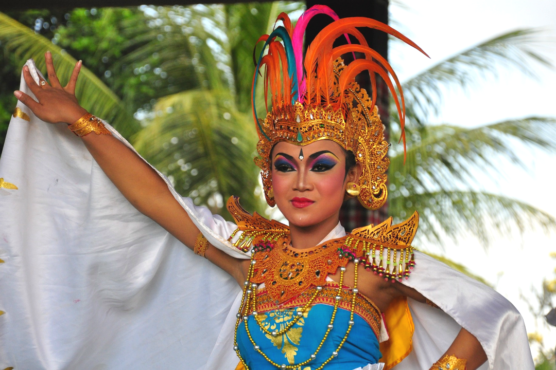 Indonesia traditional dance